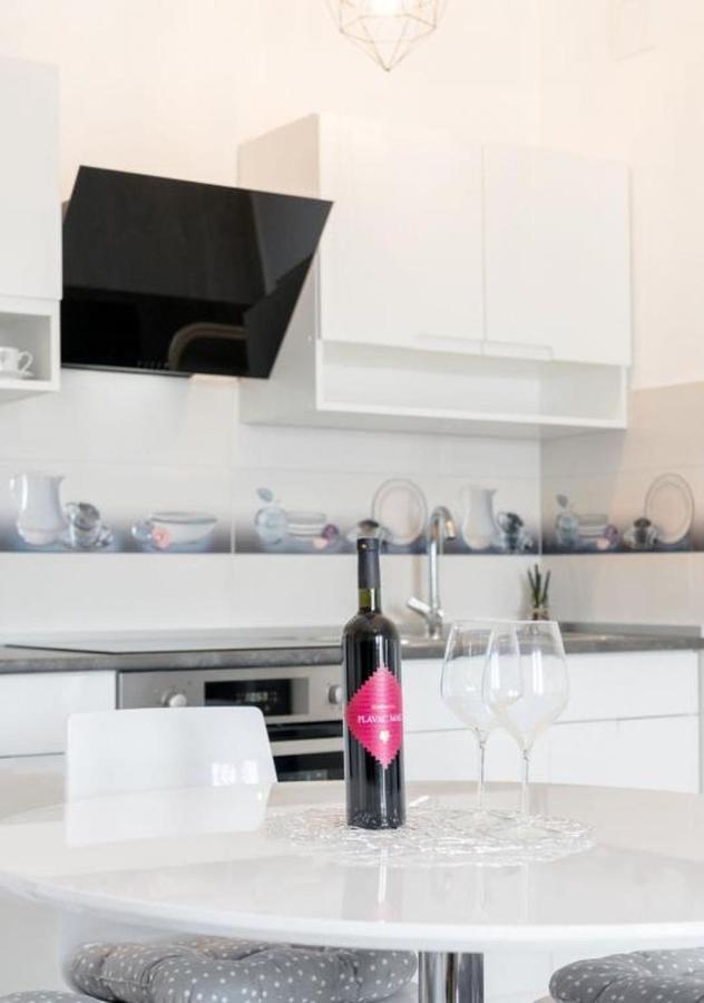 Ferienwohnung In Arbanija Mit Meerblick, Balkon, Klimaanlage, W-Lan 5137-1 Trogir Bagian luar foto
